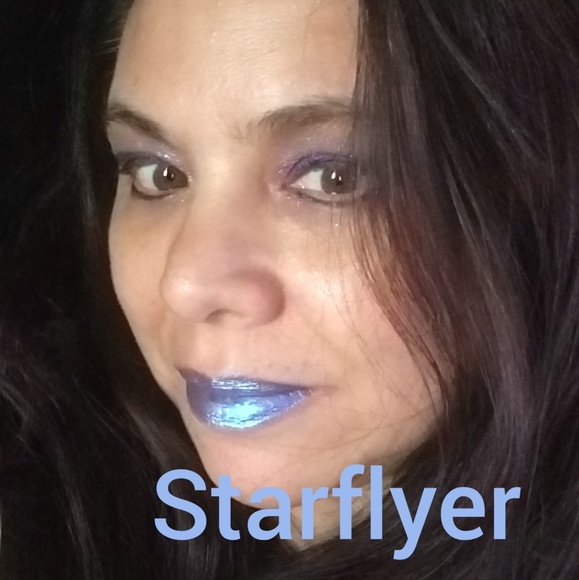 BNIB Kat Von D Everlasting Glimmer Veil STARFLYER - Picture 3 of 8